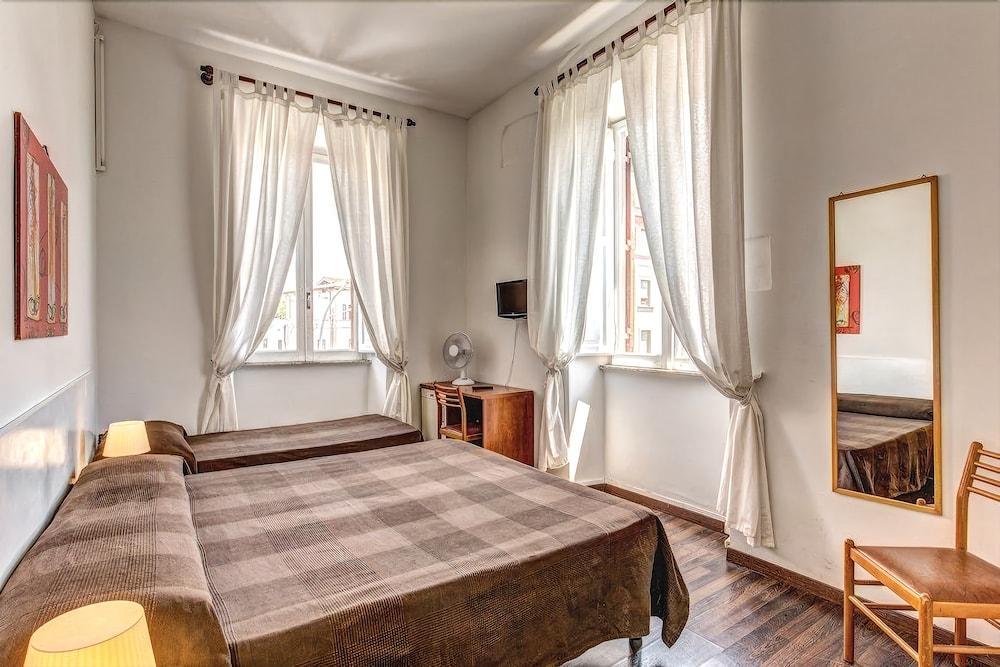 Hotel Lodi Рим Екстериор снимка